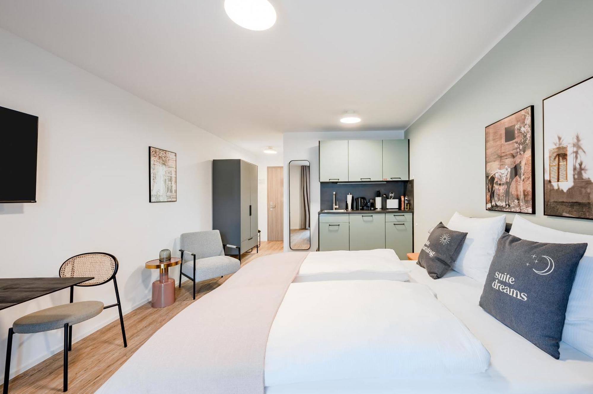 Limehome Metzingen Wilhelmstr Δωμάτιο φωτογραφία