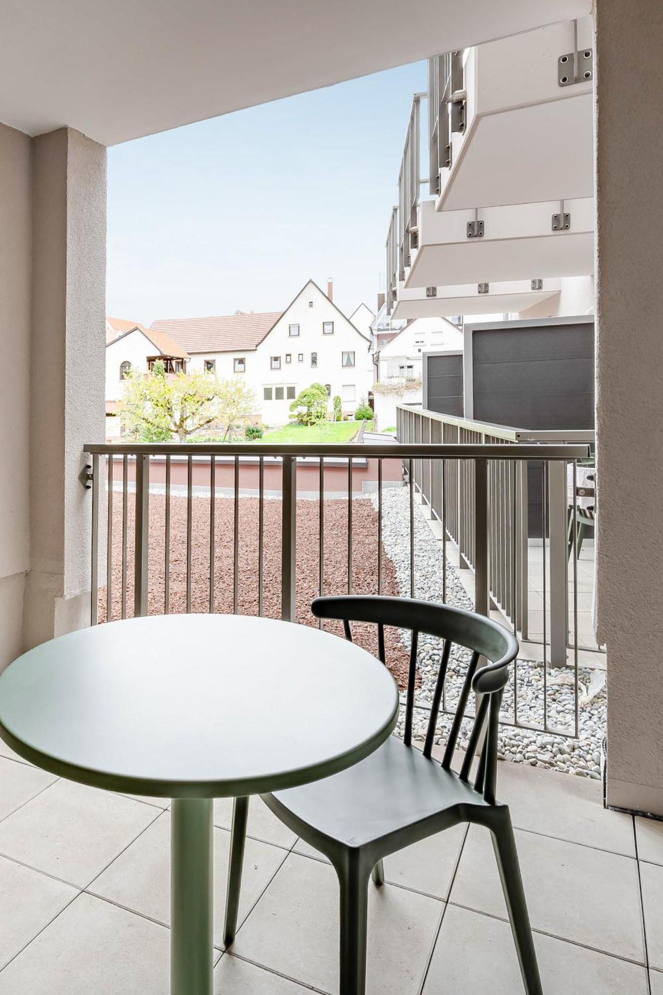 Limehome Metzingen Wilhelmstr Δωμάτιο φωτογραφία